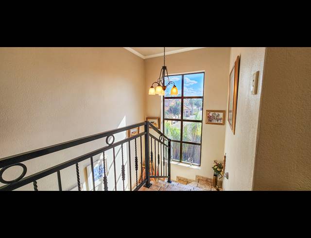 3 BEDROOM HOUSE FOR SALE IN VANDERBIJLPARK SW 5